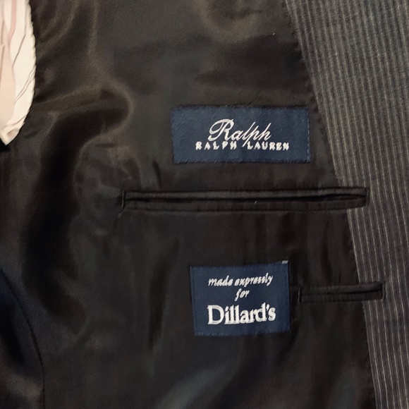 Ralph - Ralph Lauren Men's 46R Blue Pinstripe 100% Wool Two-Button Suit - Picture 2 of 14